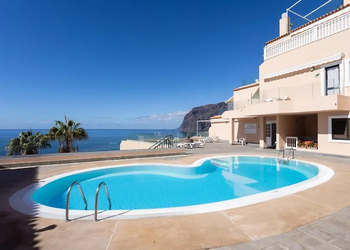 Spectacular Penthouse With Amazing Views *